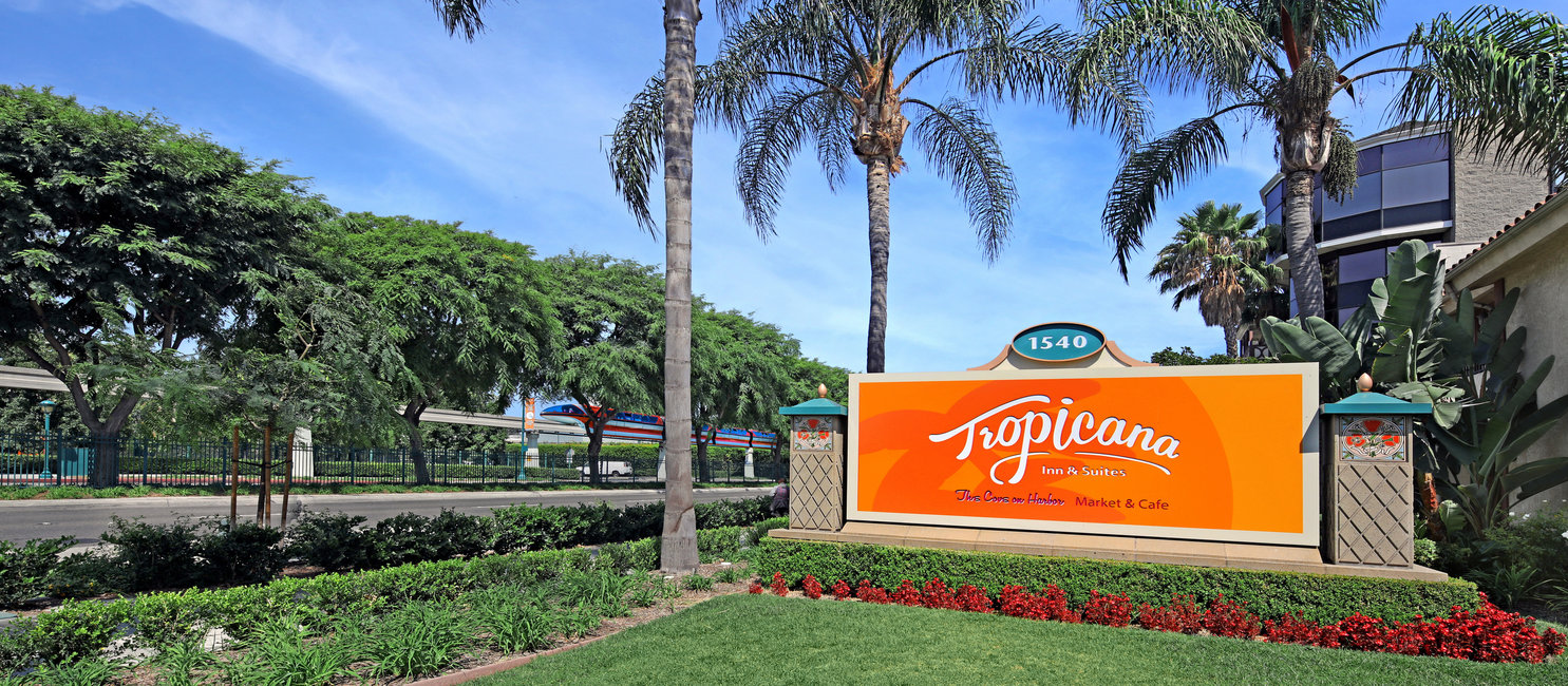  The Tropicana Inn and suites hotel sign found near Disneyland